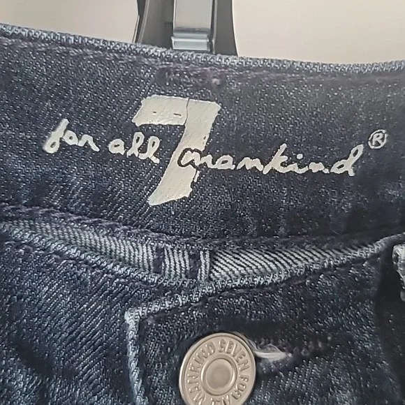 Pre-Owned 7 For All Mankind Junior Women's Jeans - Classic and Trendy-Size 26 - Picture 4 of 11